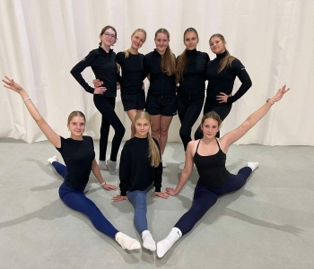 Tantsulise võimlemise rühm Loreesa show 14+ ootab juurde tüdrukuid