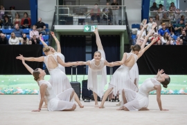 12 + AKROBAATIKA SHOW